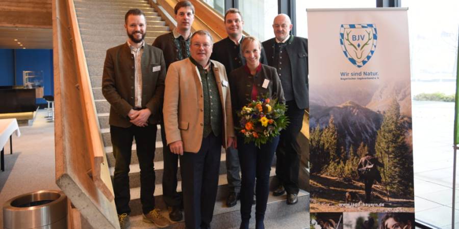 Das amtierende Präsidium des Bayerischen Jagdverbandes e.V. (BJV) wurde im Rahmen des Landesjägertages 2022 in Augsburg mit nur einer Umbesetzung wiedergewählt. (Foto: BJV/ Hannah Reutter)